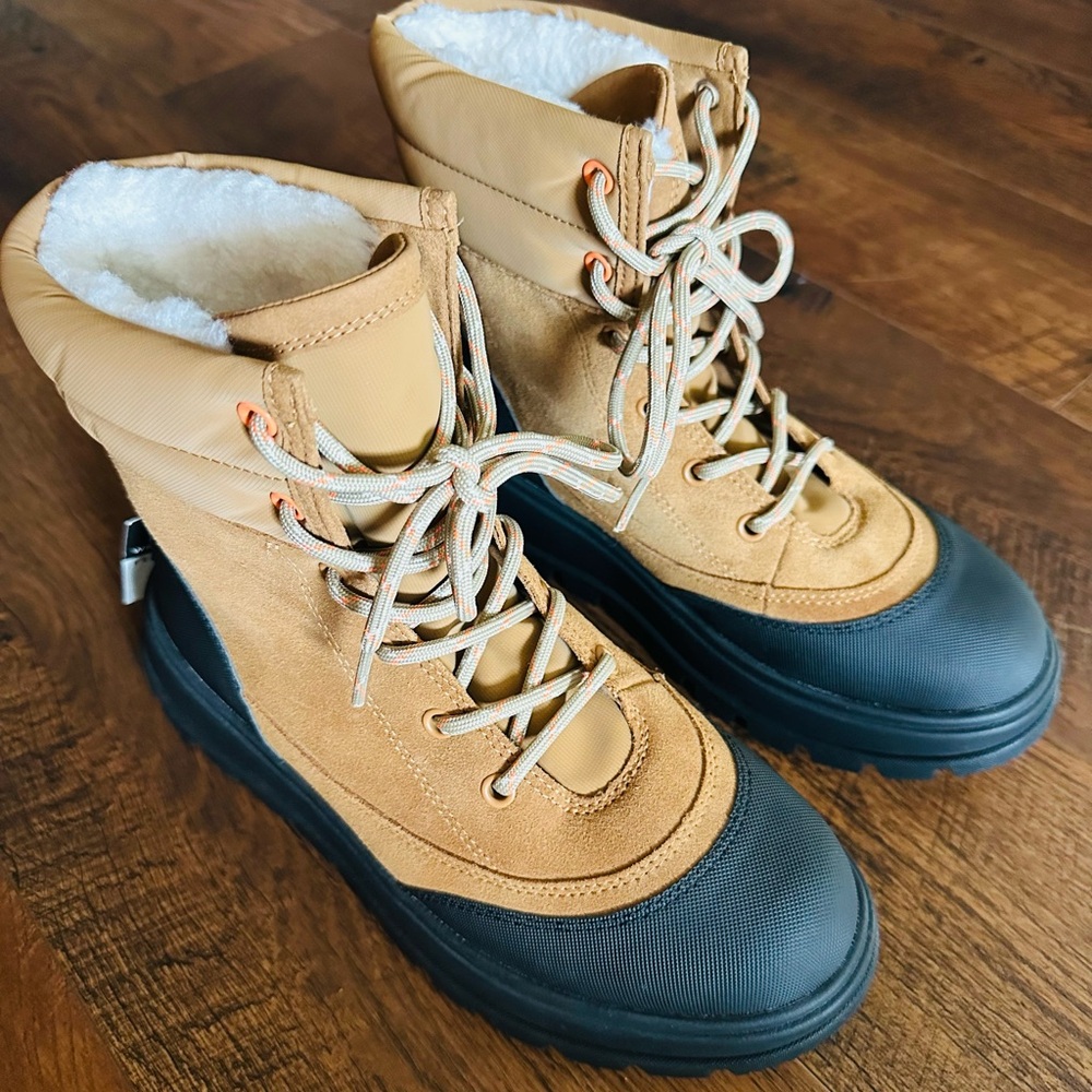 Koolaburra Tan and Black Waterproof Boots